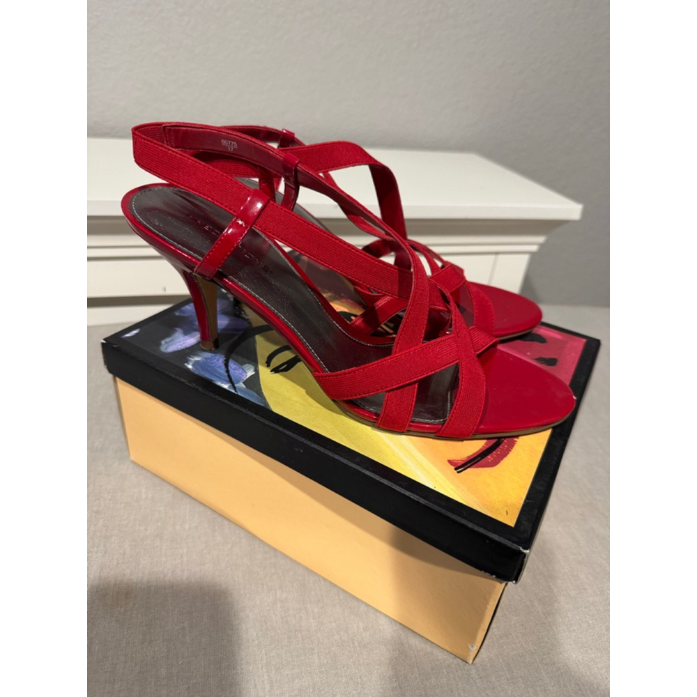 Women's Predictions Kayla Red Patent Strappy elastic slingback Heels Size 10